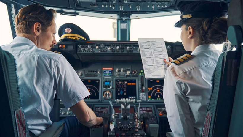 Каде спијат пилотите на комерцијални авиони за време на долг лет?