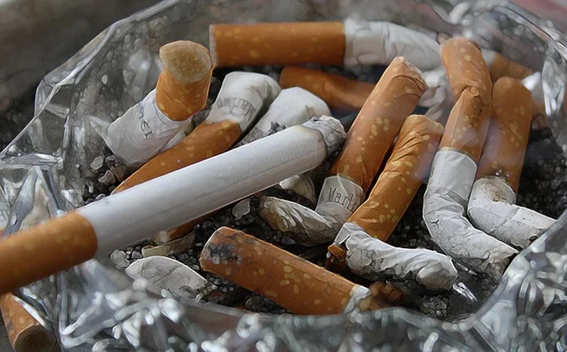 Нов Зеланд сепак нема да ги забрани цигарите