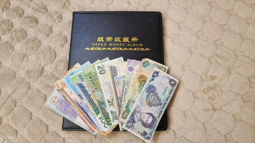 Спасе Манев е колекционер на банкноти: Почнал со романски леи, а најтешко е да се обезбедат пари од Северна Кореја