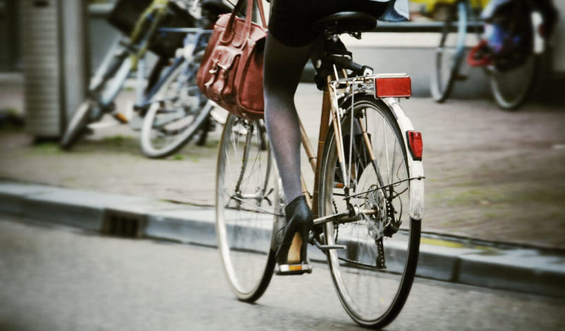 Предности на возење велосипед, дури и на дожд – Паричникот ќе ви биде благодарен