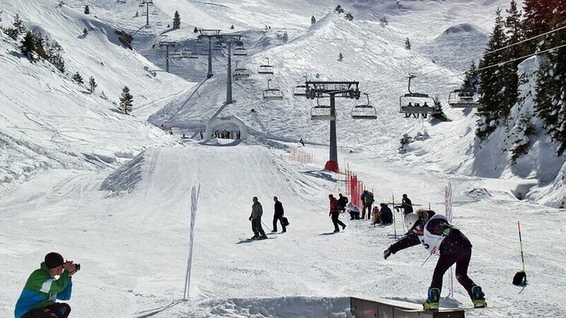 Планирате да одите на скијање? Погледнете колку чинат дневните билети во популарните дестинации