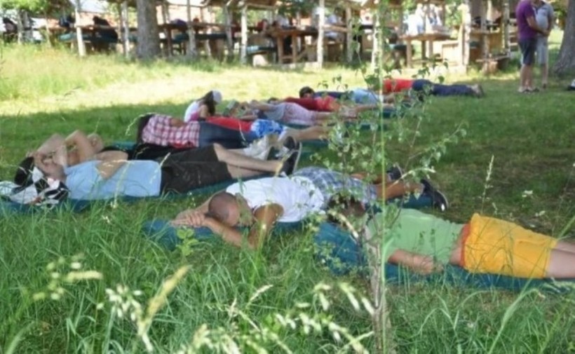 Во Црна Гора денеска се одржува натпревар во лежење