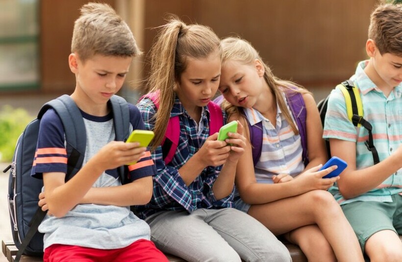 Во овој европски град на децата им е забрането да користат телефони, познати се резултатите по една година