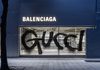 Balenciaga и Gucci меѓусебно си ги „хакираат“ производите