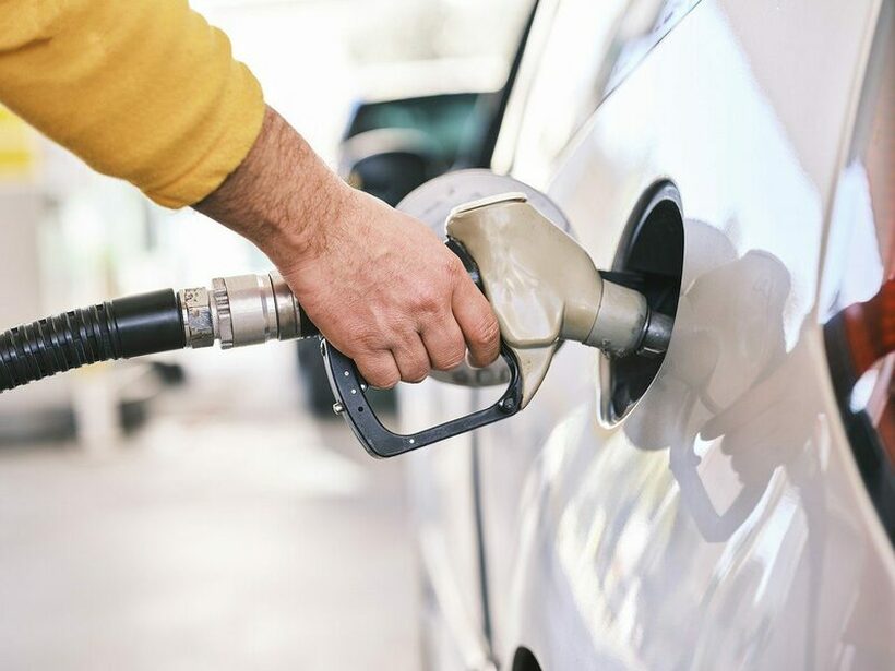 Поевтинуваат дизел горивата, цената на бензините останува иста