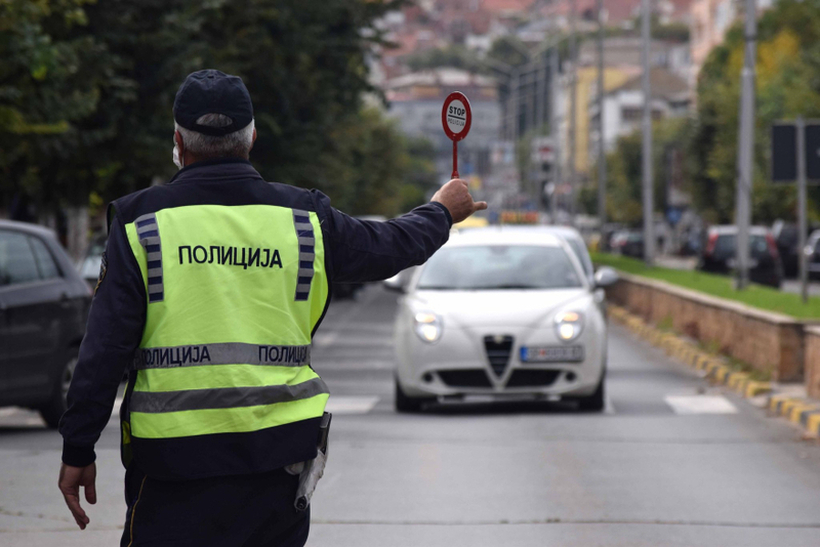 Во Скопје се вози брзо и без возачка дозвола: Изречени 198 казни за возачите