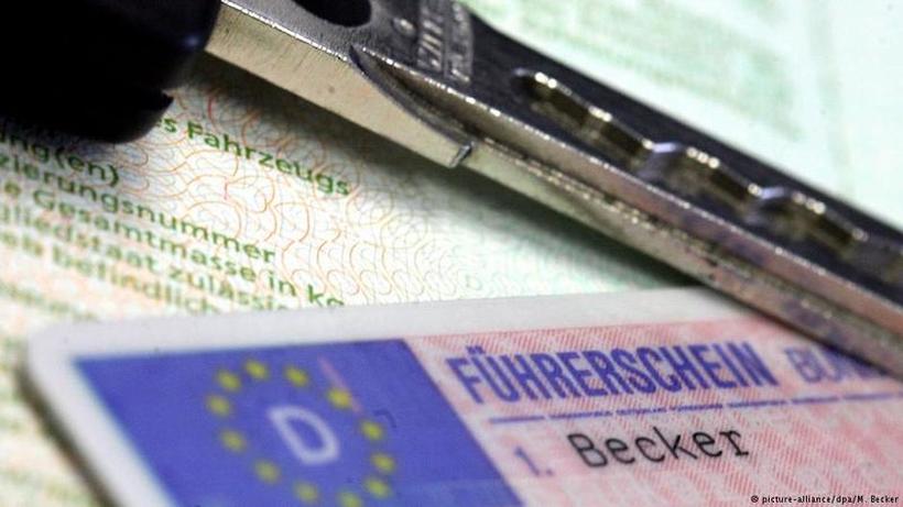 Косово и Германија потпишаа договор за меѓусебно признавање на возачките дозволи