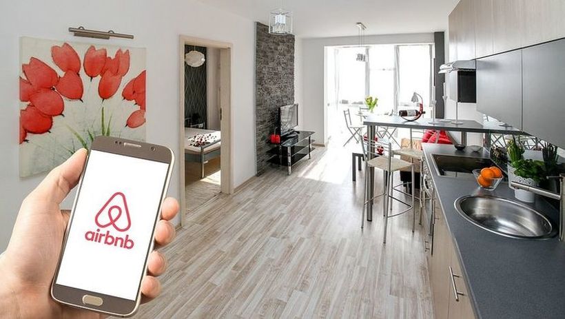 Туризмот низ целиот свет е во криза, а бизнисот на Airbnb во Израел цвета!