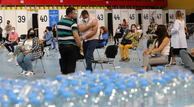 Филипче најавува дека уште 150 илјади граѓани ќе се вакцинираат до 15 јули