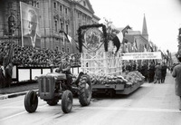 Вака изгледаше прослава на 1. Мај во Скопје во 1960 година