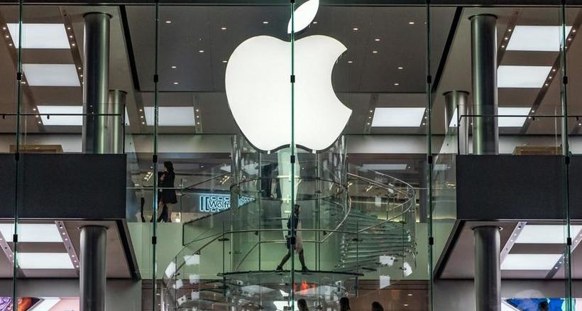 На акционерите на Apple им пречи преголемата плата на првиот човек на компанијата