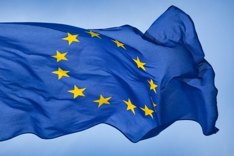 ЕУ планира да им зема дел од профитот на нафтените и гасните фирми за спас од кризата
