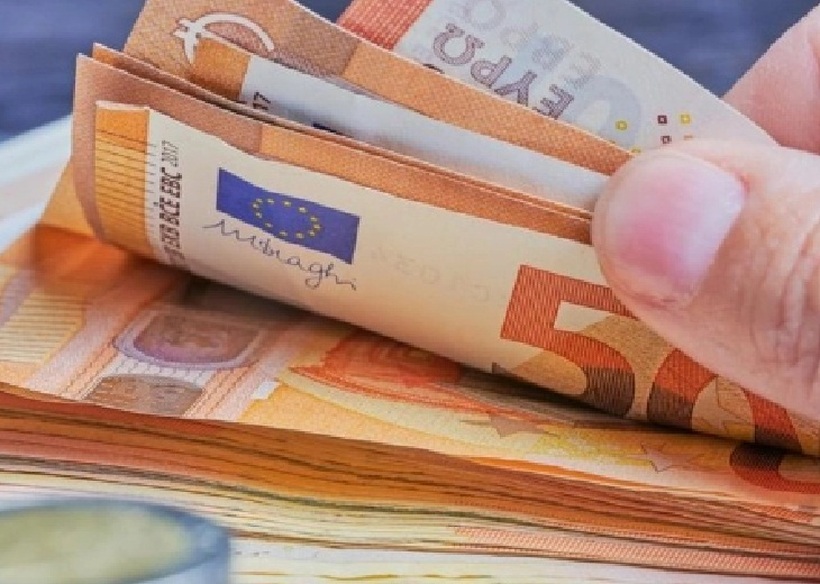 Во Германија регистриран рекорден број на фалсификувани евра