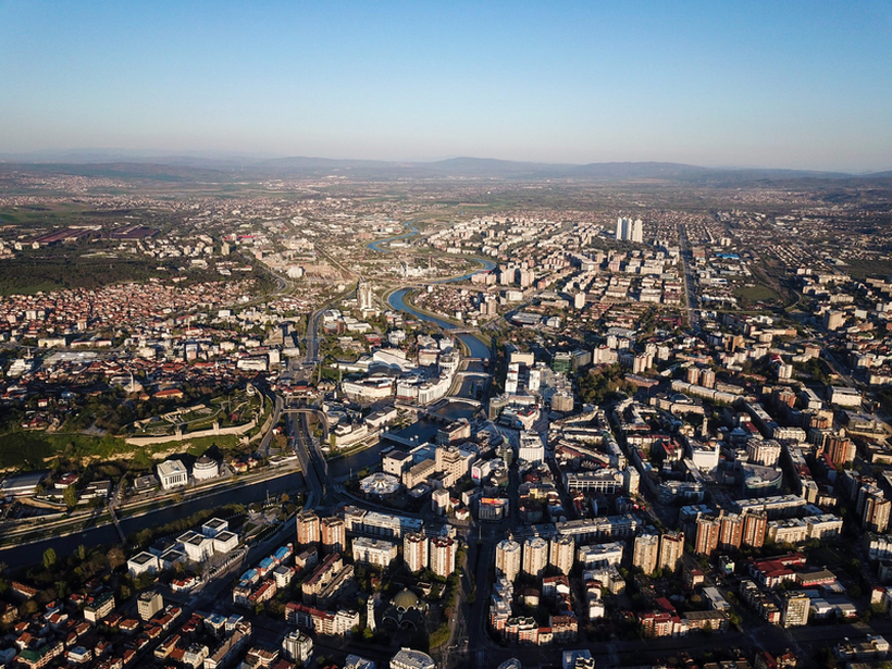 Утре половина Скопје ќе остане без струја