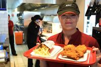 KFC ВРАБОТУВА: Касиери/Продавачи, Асистенти за подготовка, Готвачи, Маркетинг асистент и Оперативен лидер