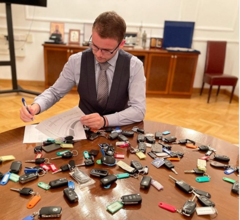 Градоначалник на Бања Лука ги одзеде клучевите од службените автомобили
