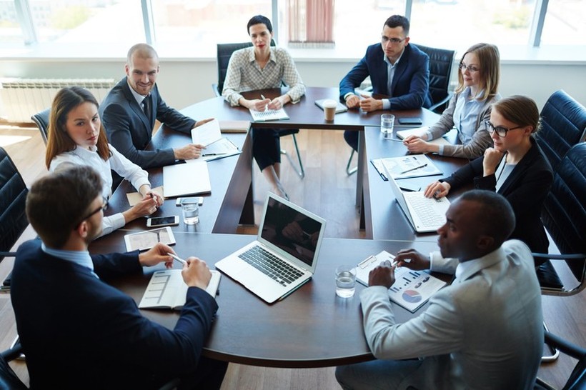 Постојат 10 типови на луѓе на состанок – кој тип сте вие?