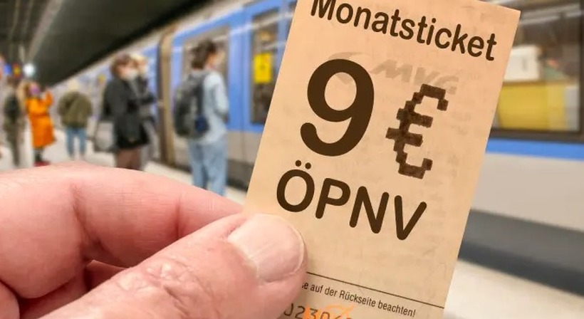 Германија воведува месечен билет од 9 евра за патување низ целата земја