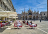 Венеција од јануари на “fast food” туристите ќе им наплаќа 10 евра за влез