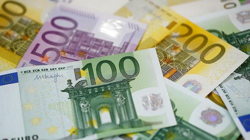 Просечната плата во Шпанија е веќе над 2.000 евра