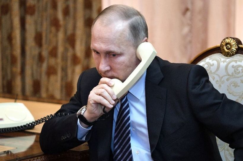 Зошто Путин не користи паметен телефон?