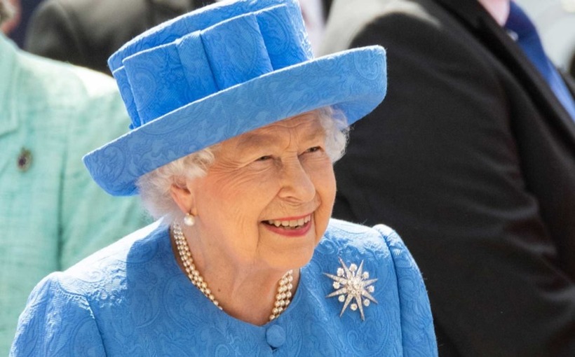 Кралицата Елизабета вработува: Бара работник за месечна плата од 25.000 евра