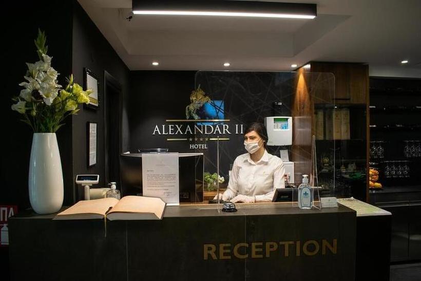 Хотел Alexandar Square вработува - 2 слободни позиции