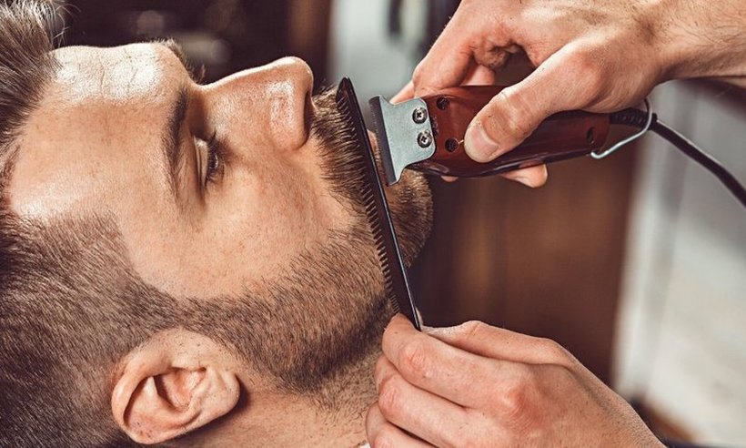 Gillette губи милијарди бидејќи мажите сè помалку се бричат
