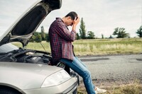 Механичар советува: Доколку се запали ова светло во вашиот автомобил, време е да го продадете