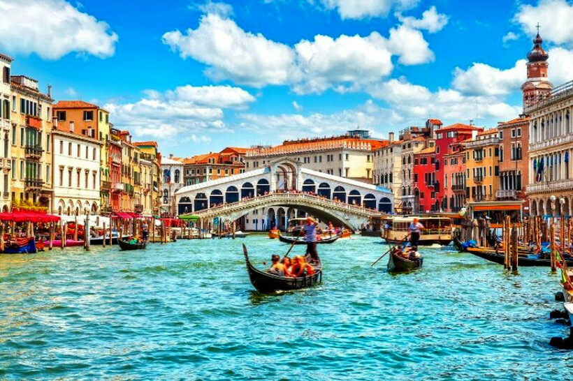 Зошто Венеција тоне? Еден од најубавите градови во светот би можел да исчезне