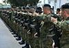 Хрватска го враќа воениот рок: „Кој не може да носи пушка, нека носи гребло и мотика“