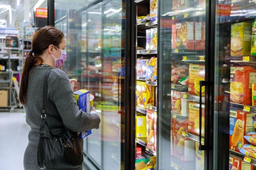 Сè повеќе расипани производи во маркетите поради намаленото ладење на фрижидерите