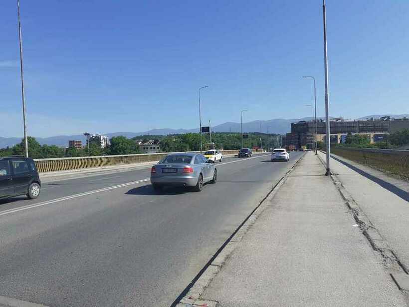 По една година мостот „Беласица“ целосно пуштен за сообраќај