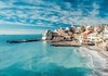 Грција руши рекорди: Најмногу туристи на Родос и Крит, главно доаѓаат од две европски земји