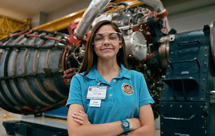 NASA подготвува 17-годишно девојче да биде првата личност која ќе стапне на Марс