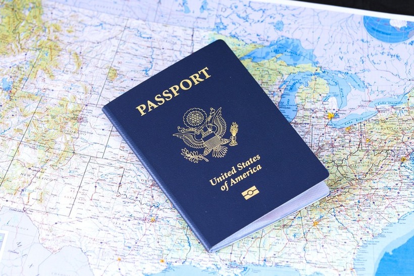 Потешко до американски пасош: 128 прашања за „зелена карта“