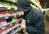 Маркетите ангажираат обезбедување поради кражба на храна – се краде сé, од путер до кроасани!