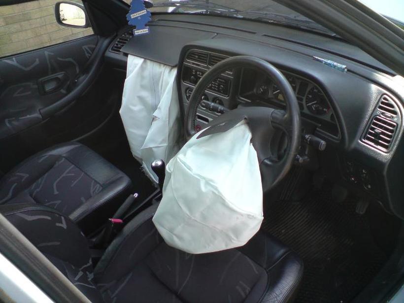 Aвтомобил на старо: Како да дознаете дали работат воздушните перничиња?