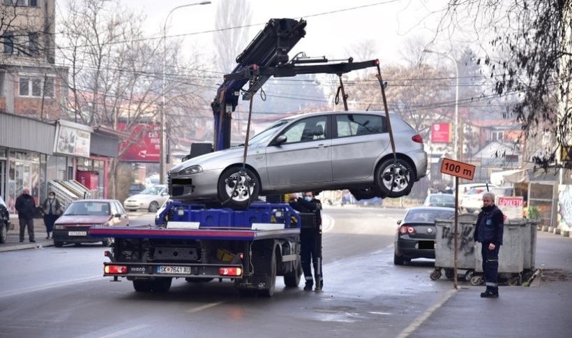 Внимавајте каде паркирате: Изречени 242 казни за непрописно паркирани возила во Центар