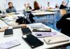 Холандија забрани мобилни телефони во училиштата – а од 1 септември и таблети и паметни часовници