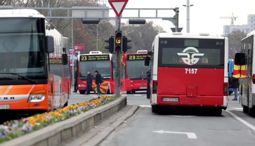 Приватните превозници во јавниот градски превоз во Скопје до петок ќе возат само до 10 часот изутрина