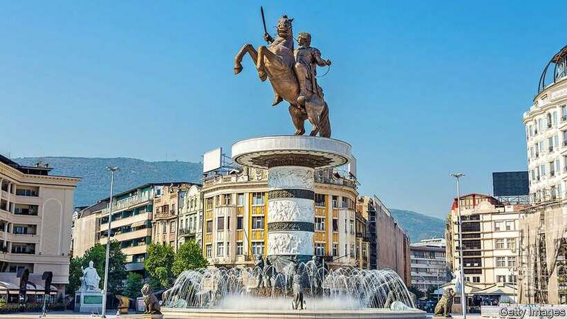 Најпозната личност од Македонија во светот е Александар Македонски, а од Грција Питагора (ФОТО)