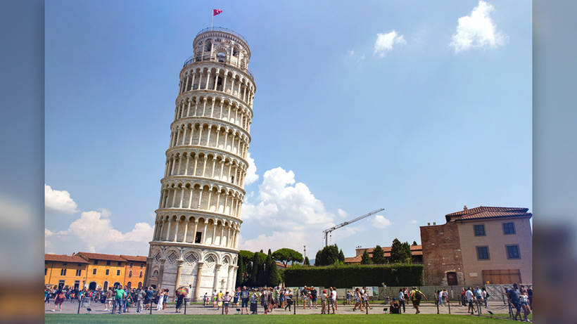 Кривата кула во Пиза се исправи за четири сантиметри, а еве и зошто