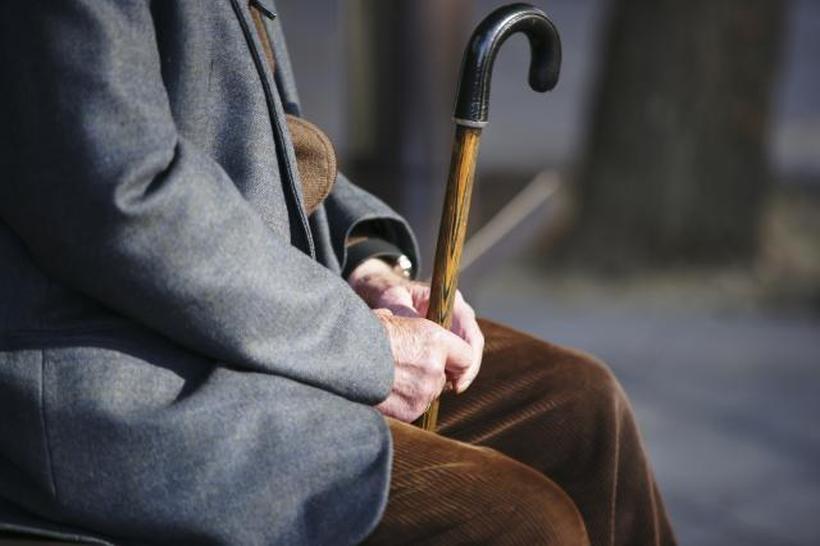 Рекорд во БиХ: 103-годишник 80 години зема пензија