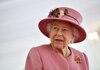 Кралицата Елизабета денеска ќе наполнеше 97 години, објавена е досега невидена фотографија