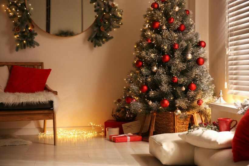 Кога е најдобро да ја накитите новогодишната елка за во 2024 година да привлечете среќа и благосостојба во куќата – ова се петте среќни датуми
