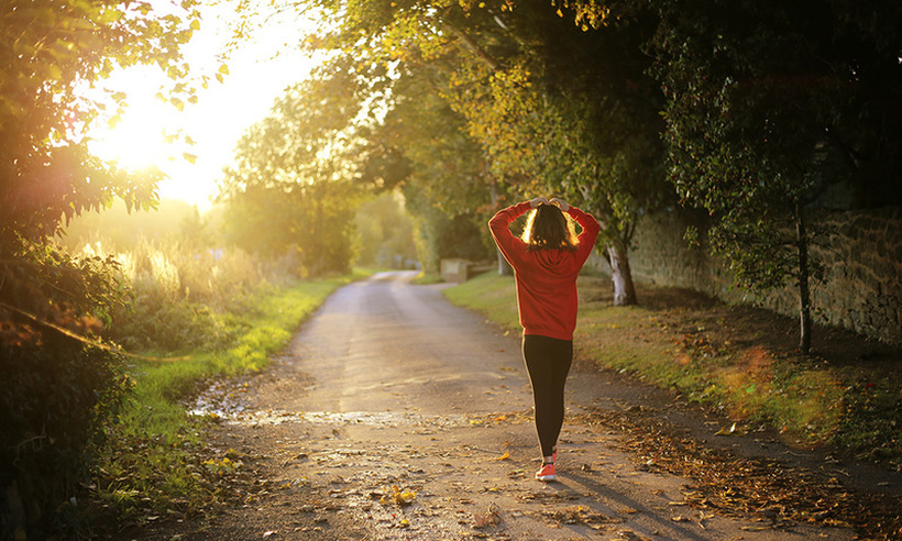 Пешачењето е половина здравје - што треба да знаете за една од најпотценетите форми на вежбање