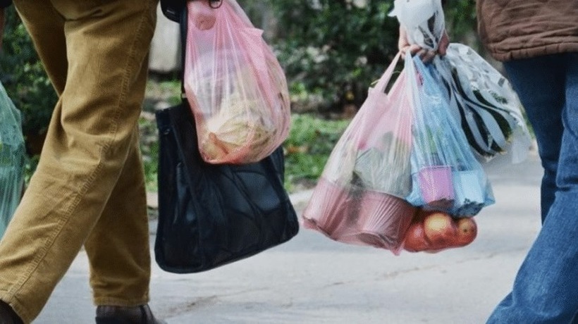Се удри ли повторно по џебот на граѓаните: Забранете ја цела пластична амбалажа ако сте за екологија!