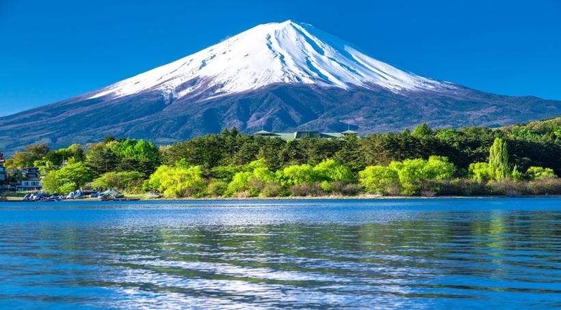 Јапонија воведува билети за искачување на планината Фуџи