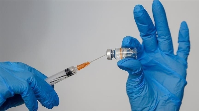Израел станува првата држава што ќе дава трета доза од вакцините на „Фајзер“